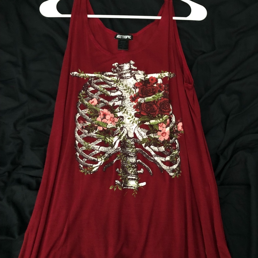 A hot topic or tank top